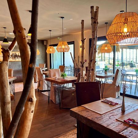 Faugeres  Domaine De Chalveches Hotel Spa 4* מראה חיצוני תמונה