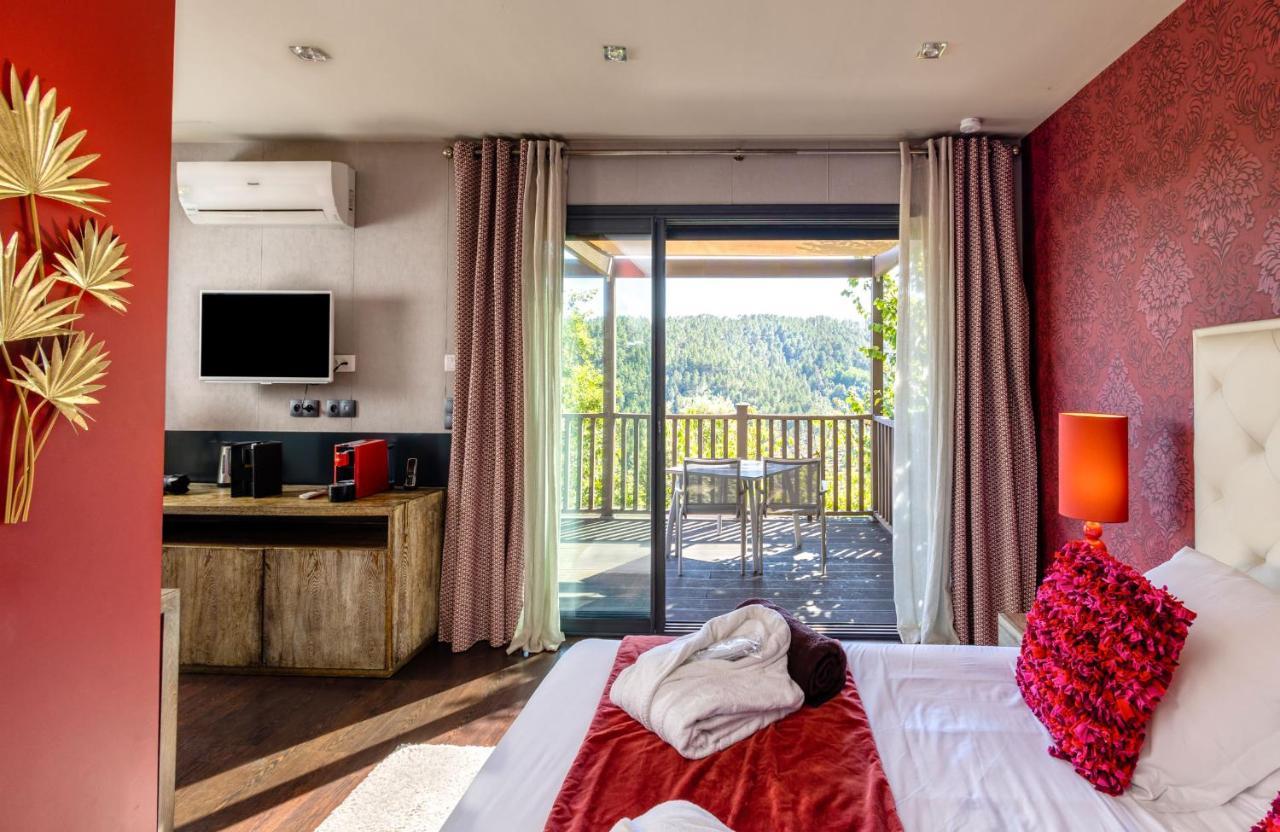 Faugeres  Domaine De Chalveches Hotel Spa 4* מראה חיצוני תמונה