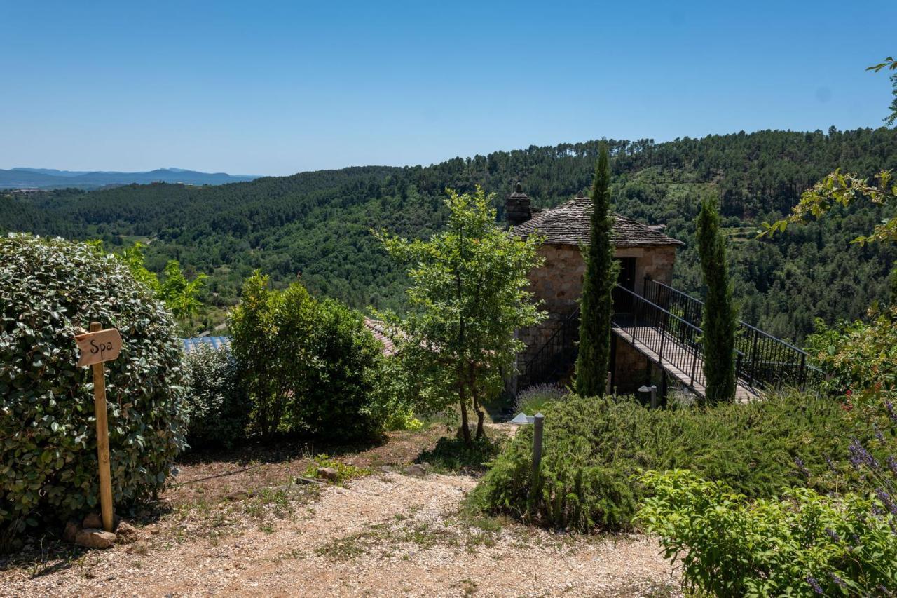 Faugeres  Domaine De Chalveches Hotel Spa 4* מראה חיצוני תמונה