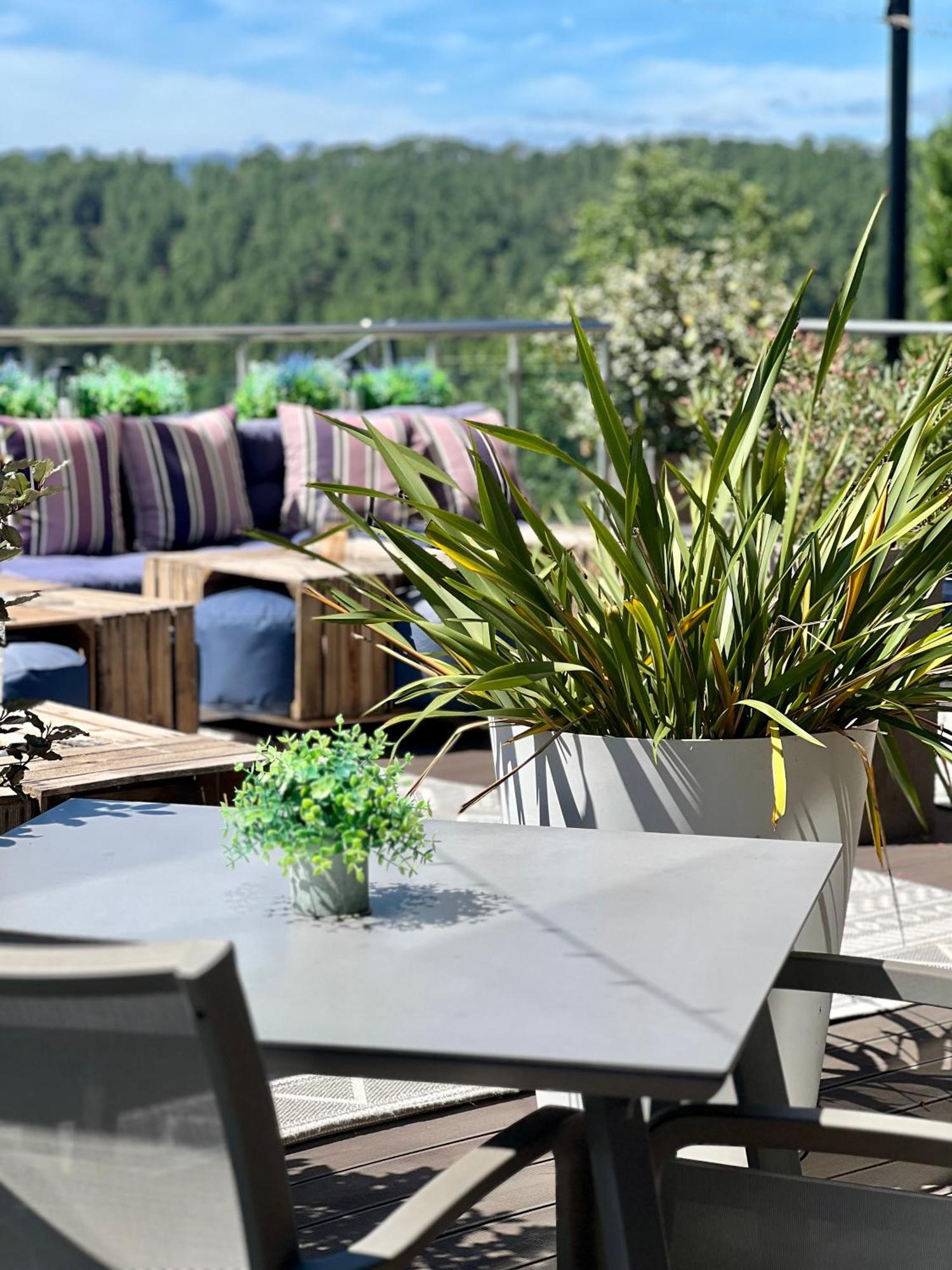 Faugeres  Domaine De Chalveches Hotel Spa 4* מראה חיצוני תמונה