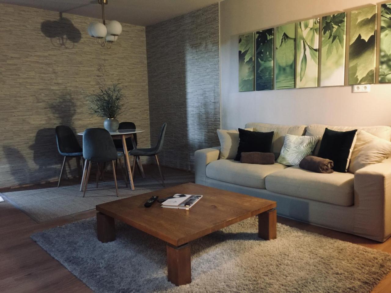 Faugeres  Domaine De Chalveches Hotel Spa 4* מראה חיצוני תמונה